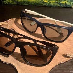 Moncler Black sunglasses